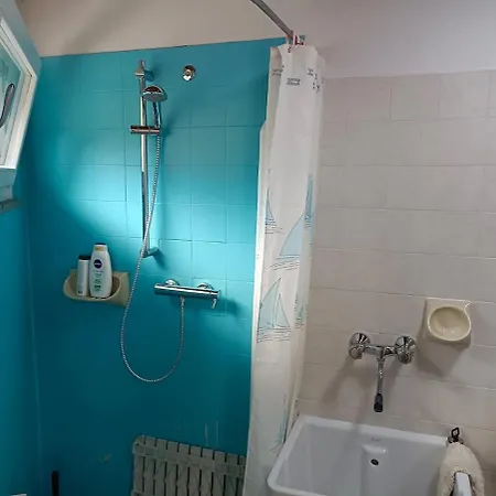 Al Sole فارا دي ألباغو